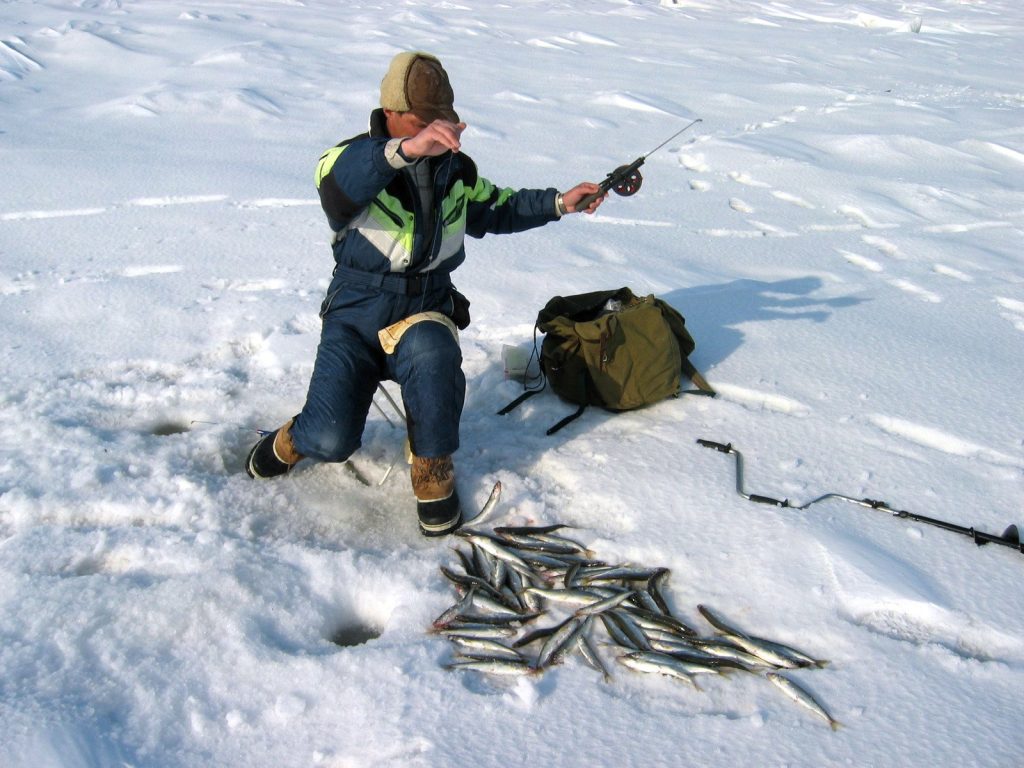 winter fishing clothes